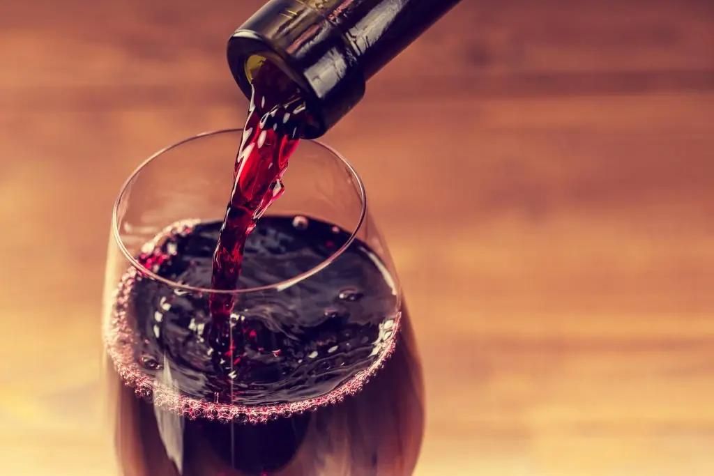 hur-lange-haller-oppnat-vin