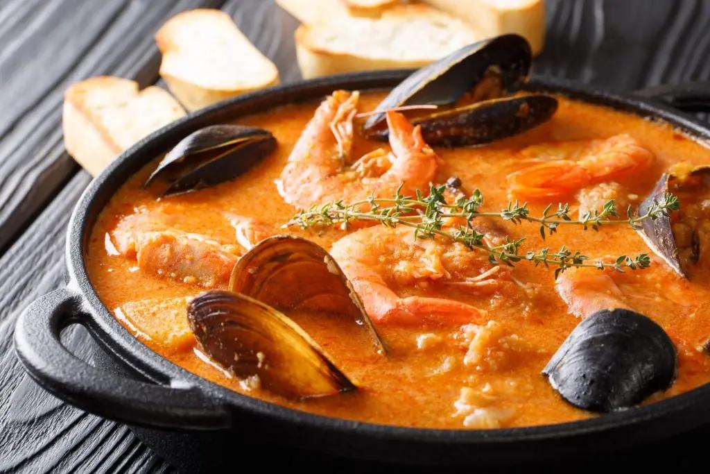 vin-till-fiskgryta-med-saffran